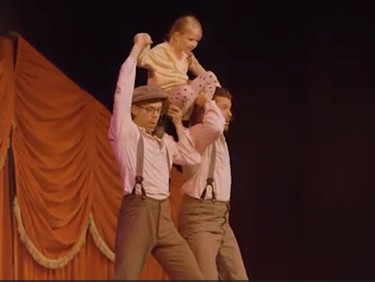 Trailer De Circusbroers