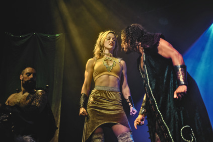 Mythos Ragnarok Heidi Katrina And Mikey Reece