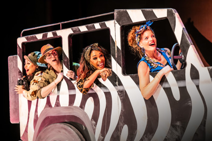 Scènefoto Opvliegers Op Safari 