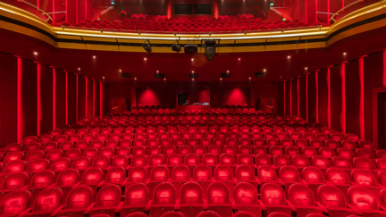 Evenementenlocatie Amsterdam Theater Delamar Mary Dresselhuys Zaal - Rode stoelen