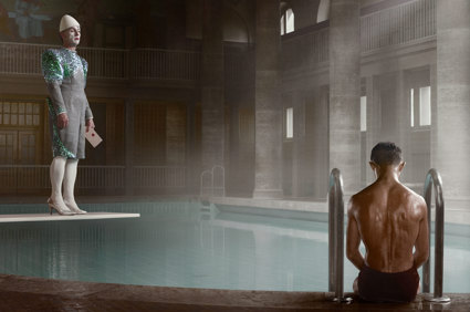 Berlin, Stadtbad Neukolln Paradise Portraits, Matt Fotograaf Erwin Olaf