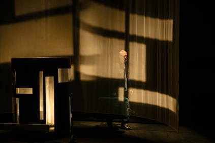 Pa Solostories 002 HR(C)Annemieke Van Der Togt