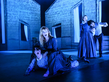 De Onverwoeste Zusters Van Hoogezand Sappemeer Fotografie Annemieke Van Der Togt (1)