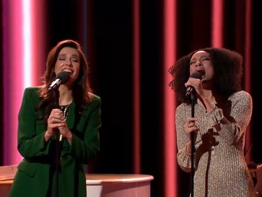 Woman In Love Tijd Voor MAX Optreden