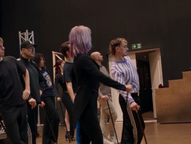 The Making Of Foxtrot Dans