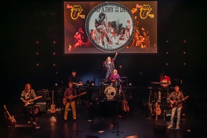 The Stones vs The Beatles