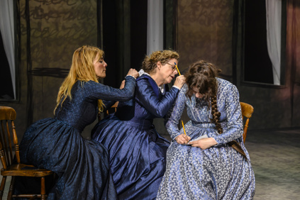 De Onverwoeste Zusters Van Hoogezand Sappemeer Fotografie Annemieke Van Der Togt (5)