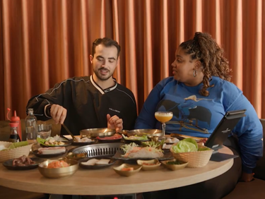 Delamar Bites Met Milan Van Waardenburg